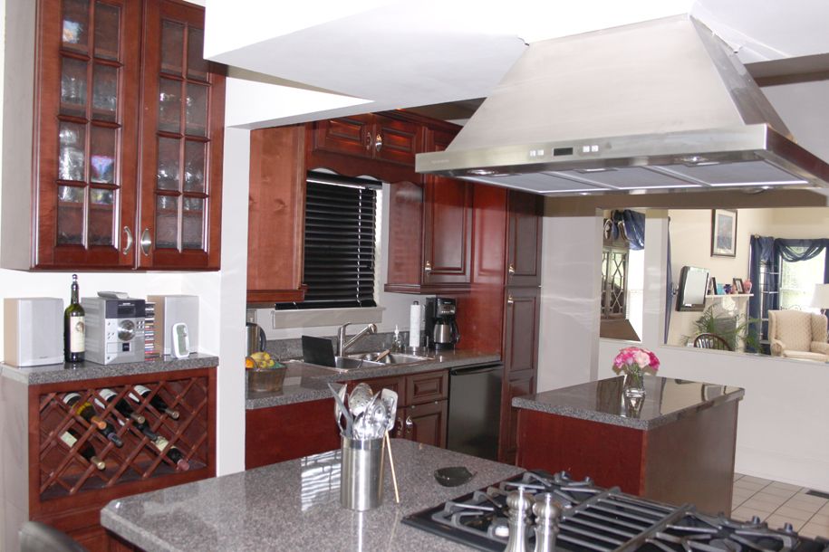 Copyright Kitchen Cabinet Discounts Tom & Judy AFTER RTA Kitchen Cabinet Discounts RTA Kitchen Makeovers 1 